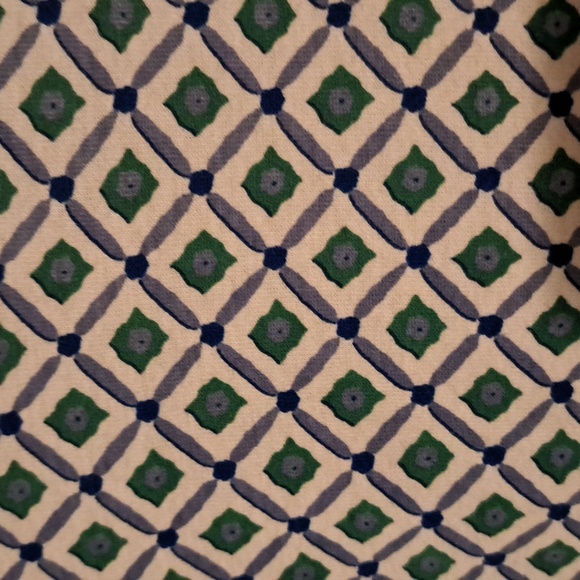 2 Croft & Barrow long sleeve tee's.   1X - Picture 4 of 10